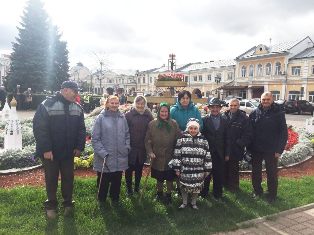 Государственное бюджетное учреждение социального обслуживания Ярославской  области Гаврилов - Ямский дом-интернат для престарелых и инвалидов |  Поездка в Ярославль